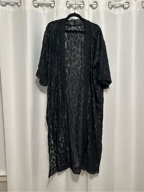 Express Black Sheer Leopard-Print Kimono